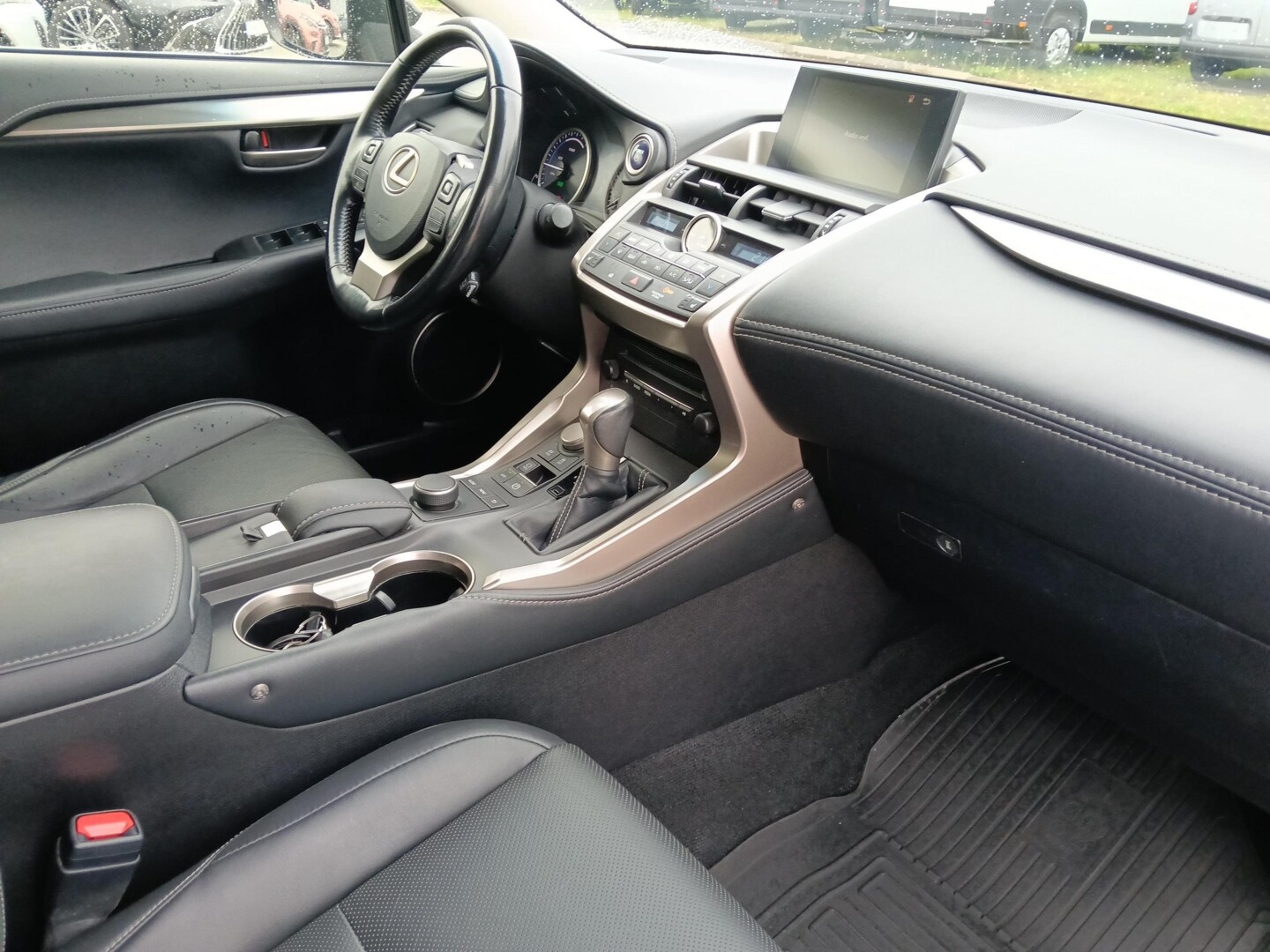 Lexus NX