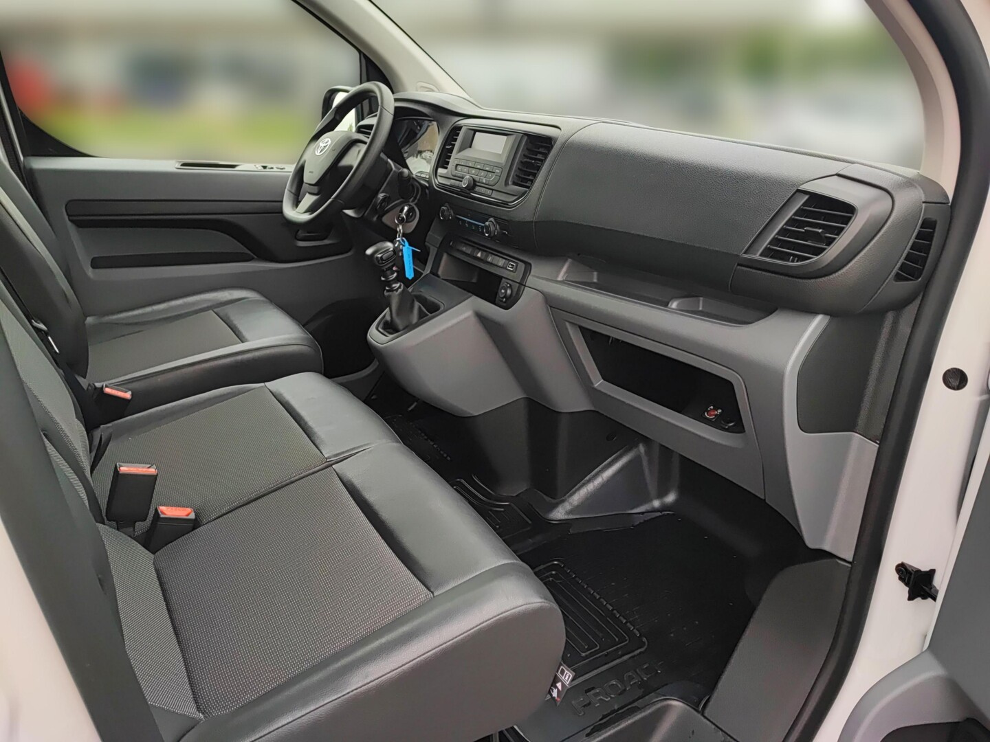 Toyota PROACE