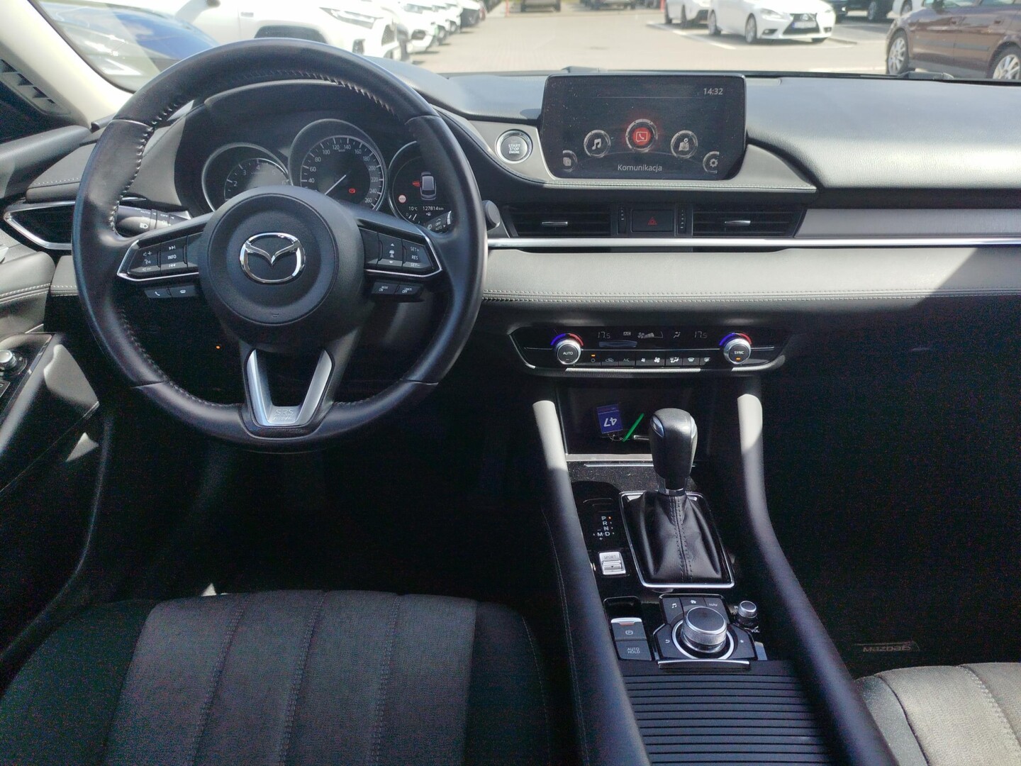 Mazda 6