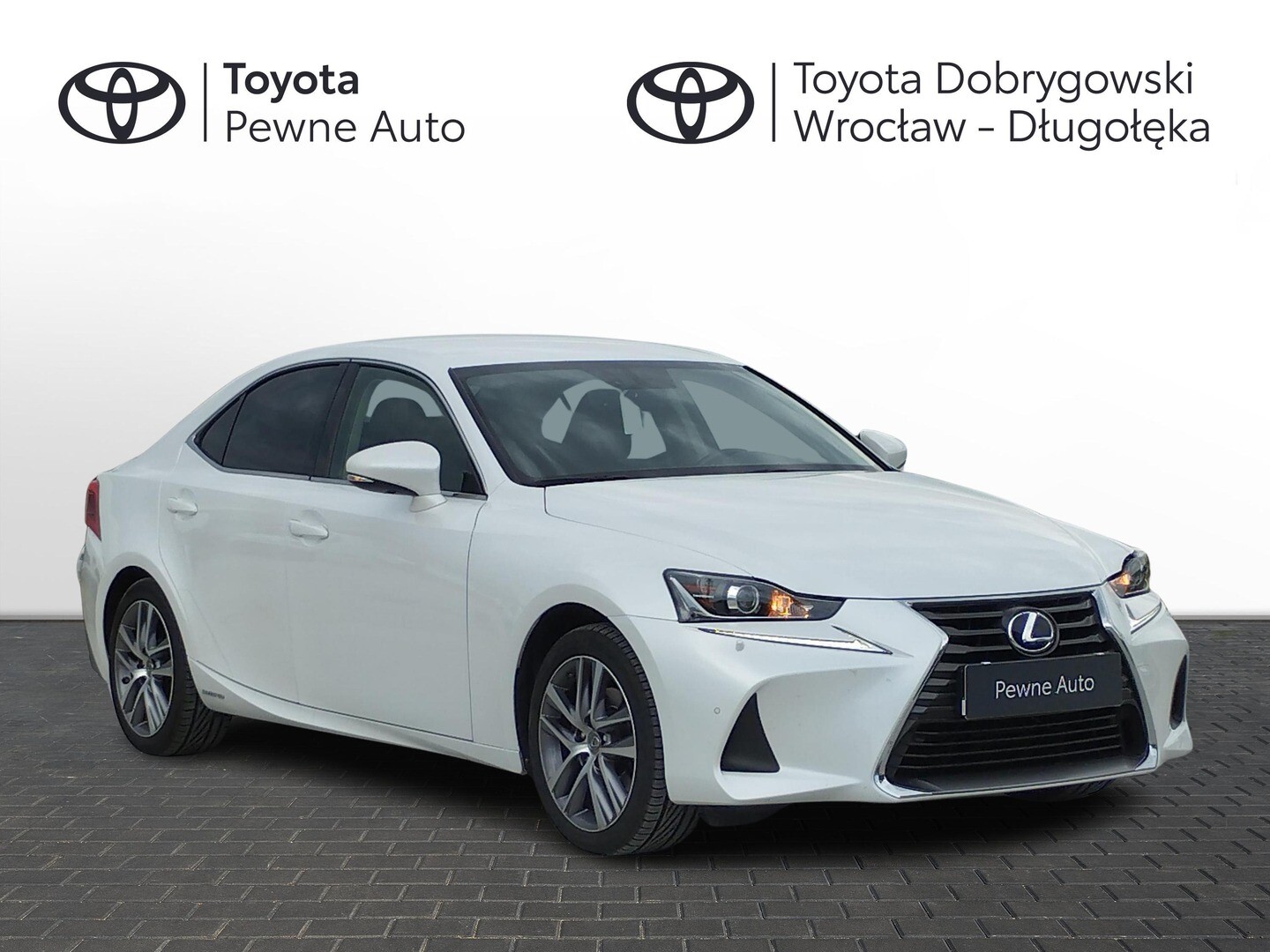 Lexus IS