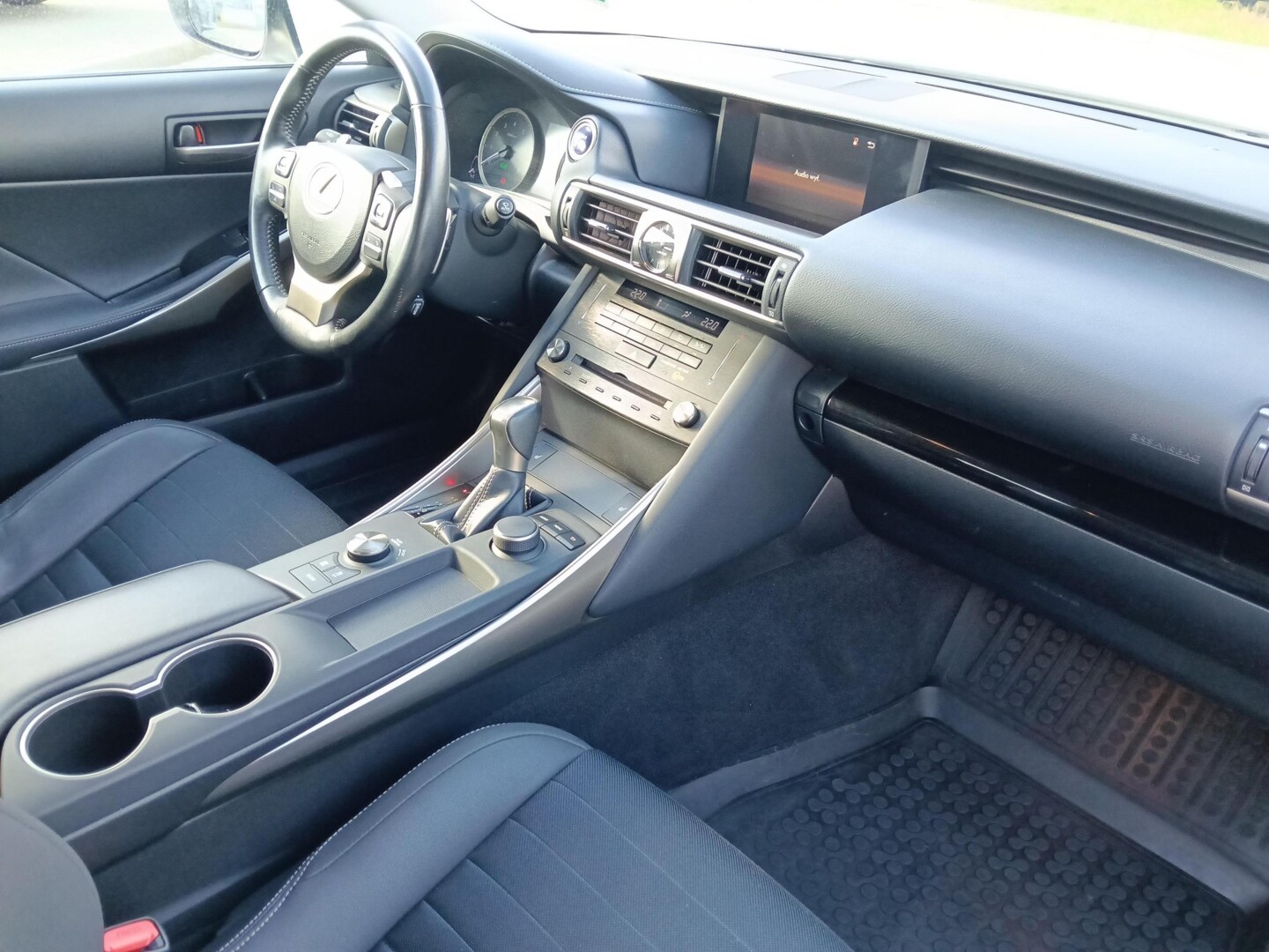 Lexus IS